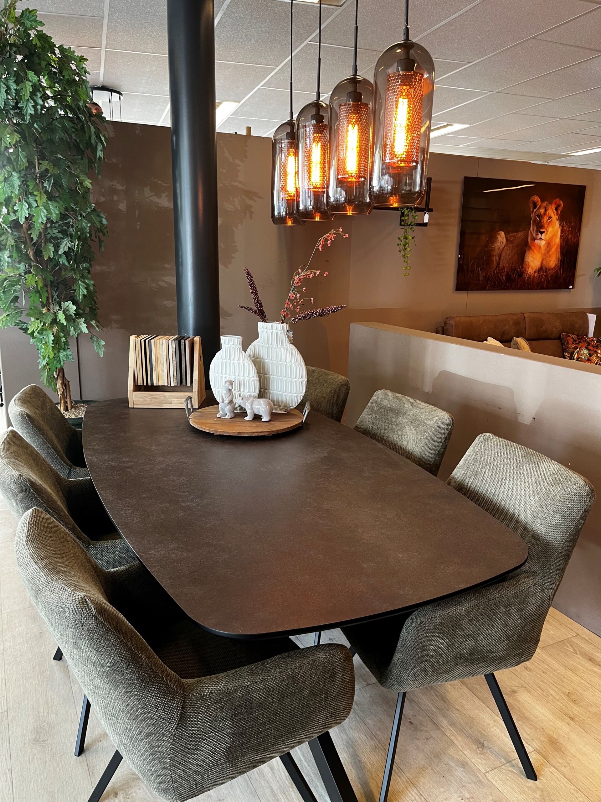 Eetkamertafel Lian